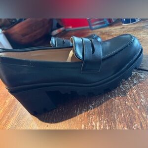 Mudd Black Chunky Loafers